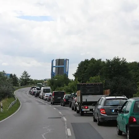 0 9 Else Marie Nyaraló *